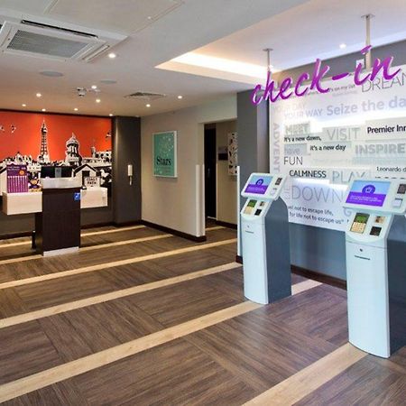 Premier Inn Holyhead Εξωτερικό φωτογραφία