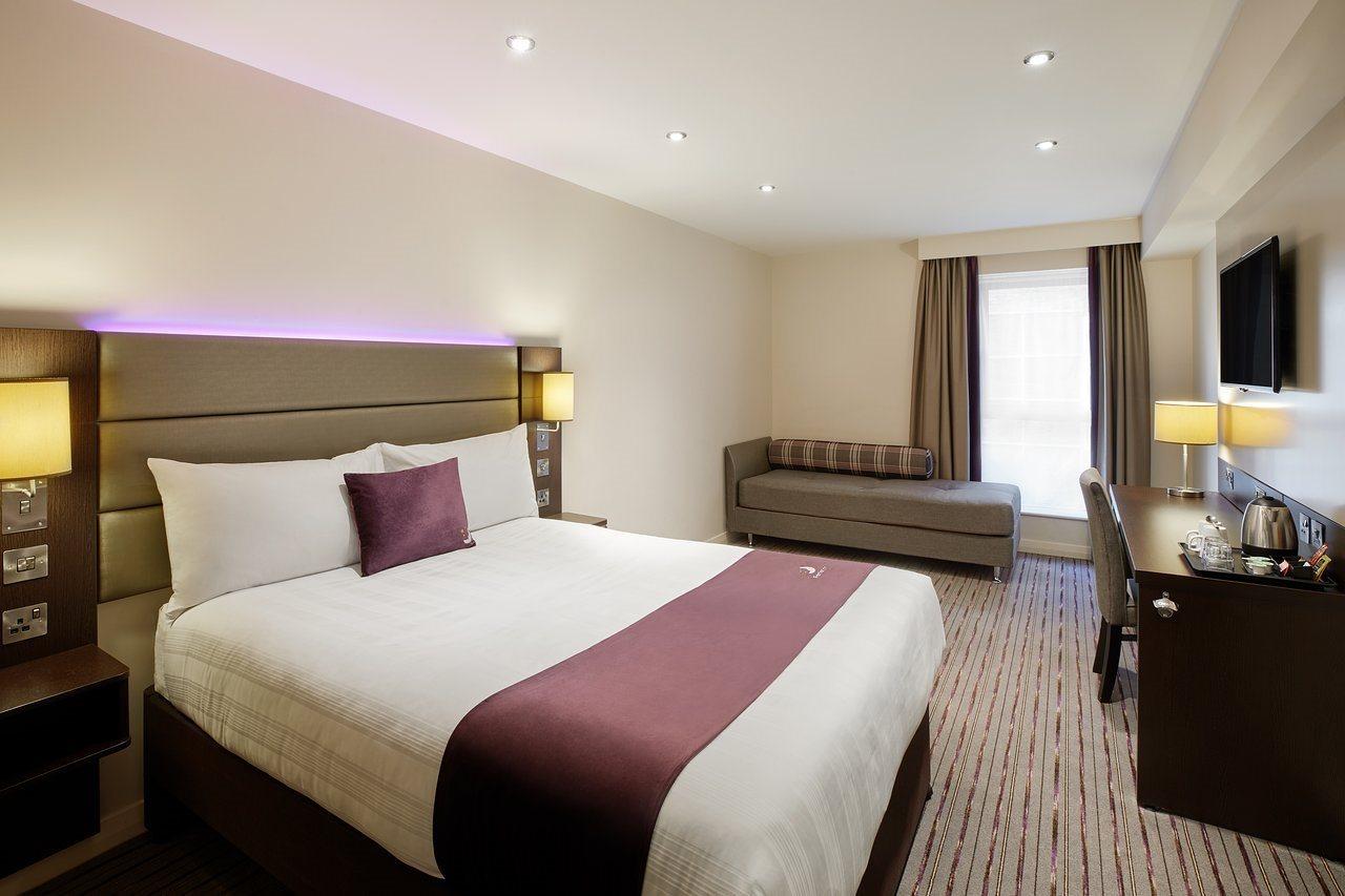 Premier Inn Holyhead Εξωτερικό φωτογραφία